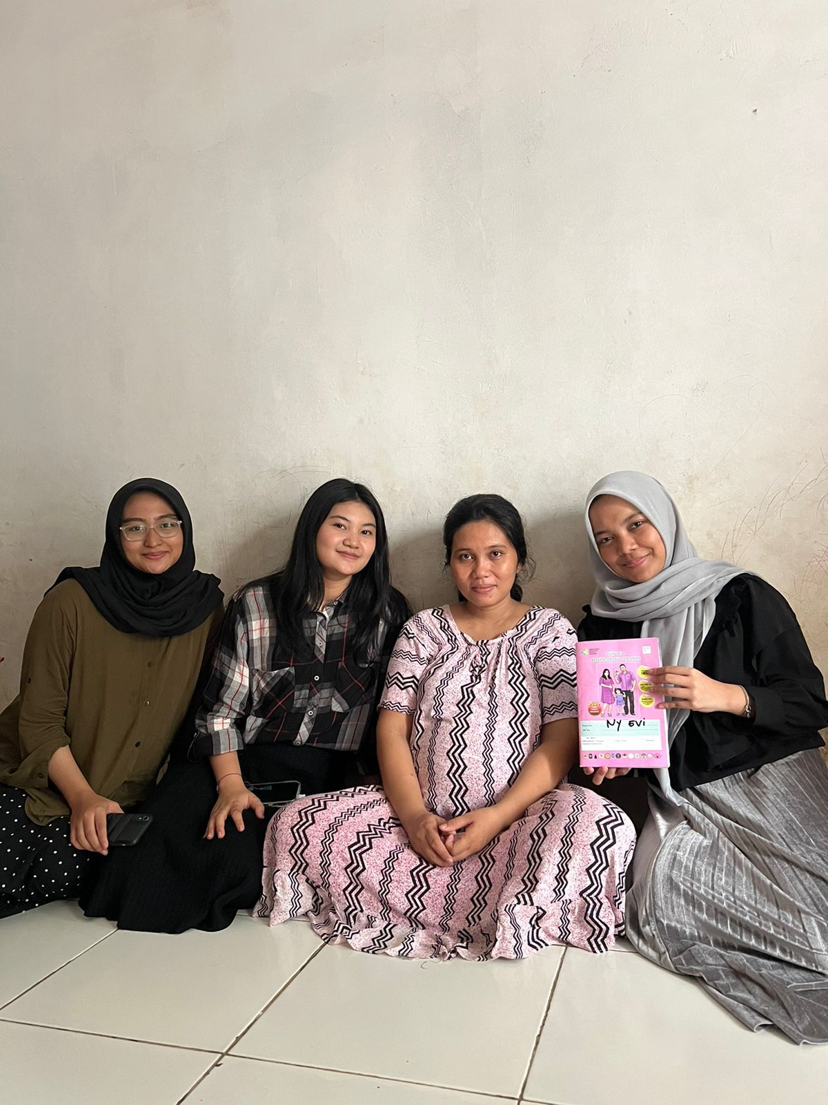 KUNJUNGAN 1: PERKENALAN DENGAN KELUARGA DAMPING